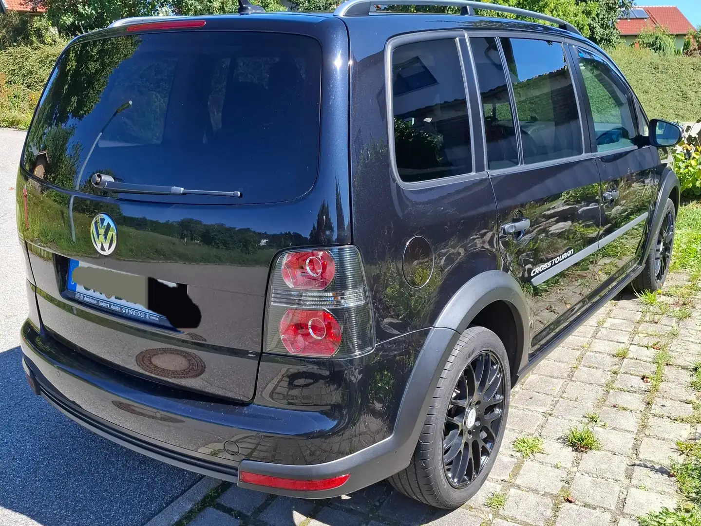 Volkswagen Cross Touran Touran 2.0 TDI DPF DSGCross Noir - 1