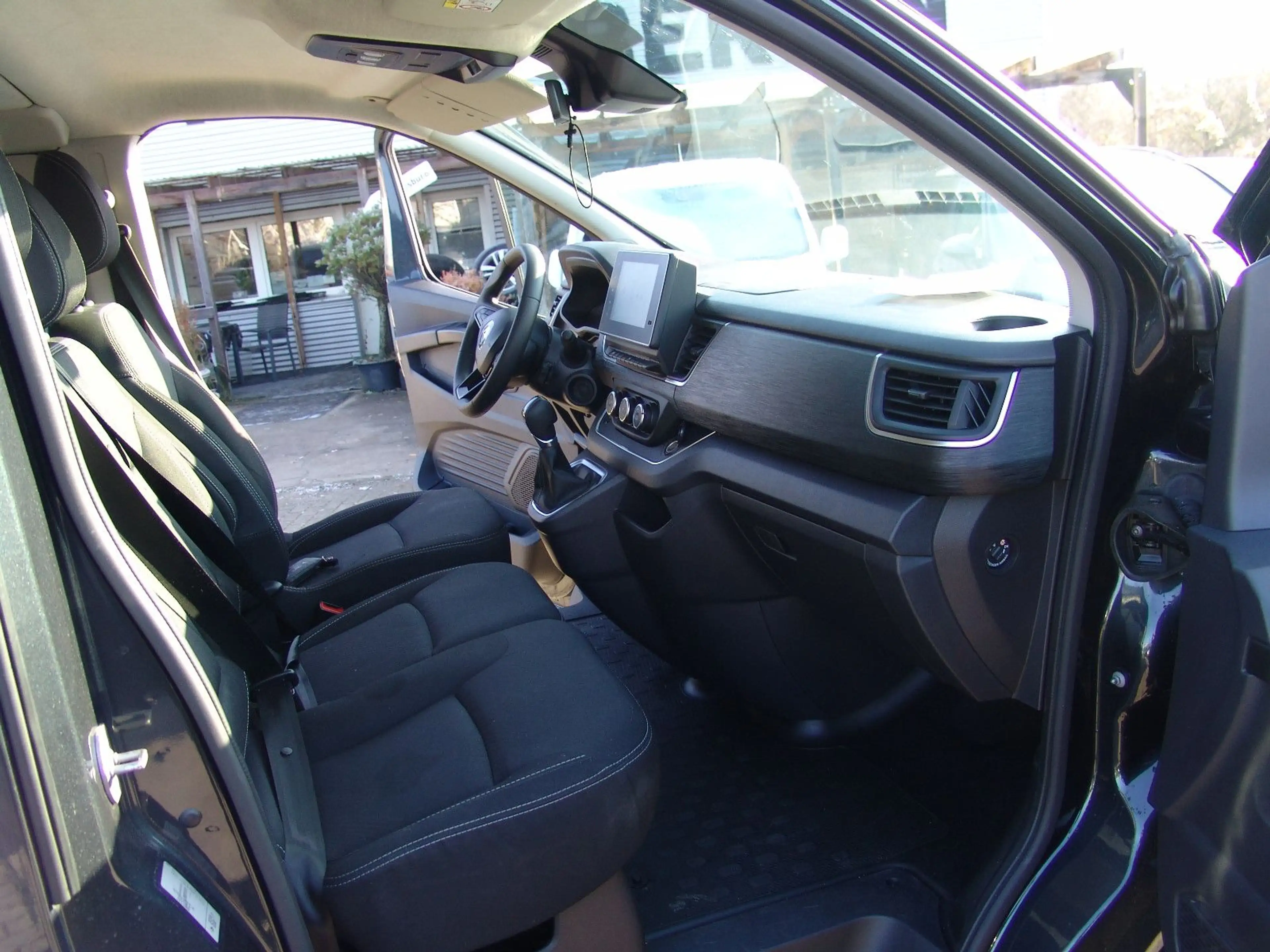 Renault Trafic Life-neuestes Modell/AUTOM/NAVI/9Si — photo 4