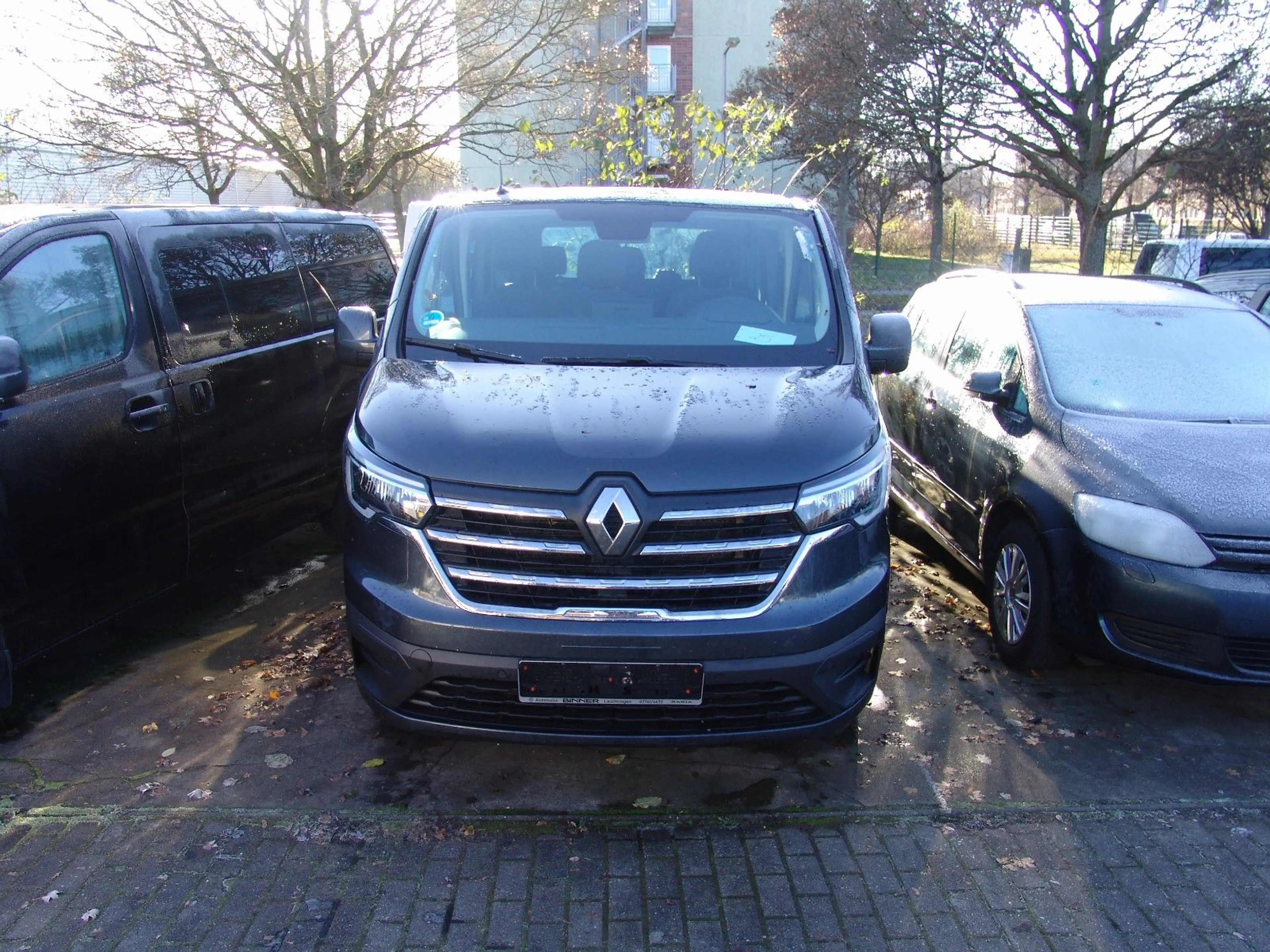 Renault Trafic Life-neuestes Modell/AUTOM/NAVI/9Si — photo 12