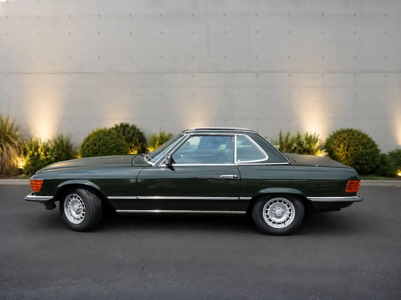 Mercedes-Benz SL 280 Mercedes 280 SL R107 | DE-Auslieferung | restauriert | Schalter | 2. Hand, foto 2