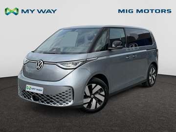 77 kWh Pro (204pk) /// Inklapbare Trekhaak /// Zetelverwarming Vooraan /// Achteruitrijcamera /// Keyless go & Keyless En