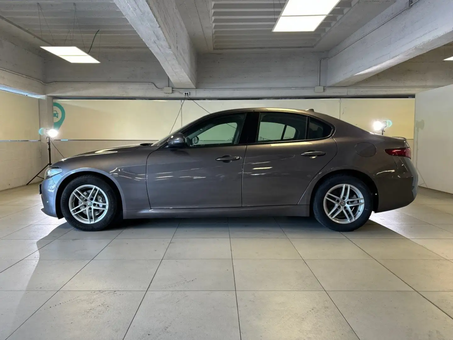 Alfa Romeo Giulia 2.2 Turbo Diesel 160CV Business AT8 Grigio - 2