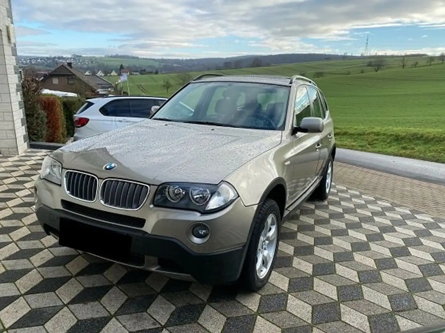 BMW X3 3.0d Aut. Allrad Złoty - 1