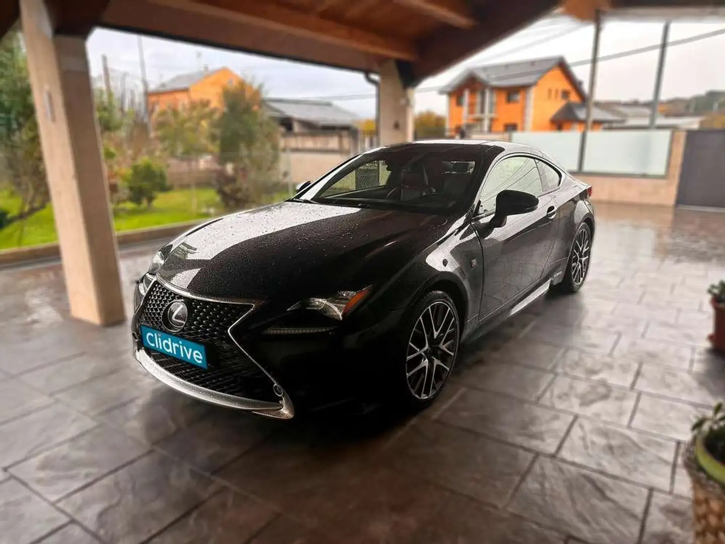 Lexus RC 300h F Sport Schwarz - 2