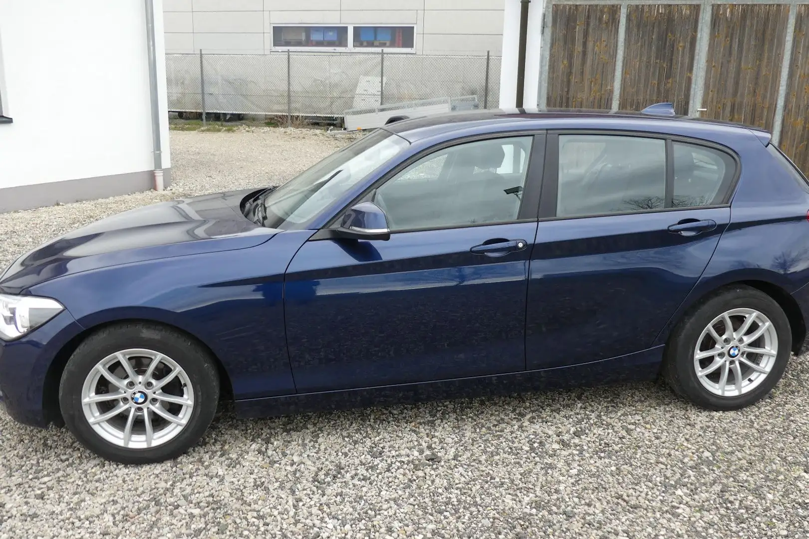 BMW 116 D  5-trg. Eff. Dyn.  Xenon LEDER 6-Gang LED Blau - 2