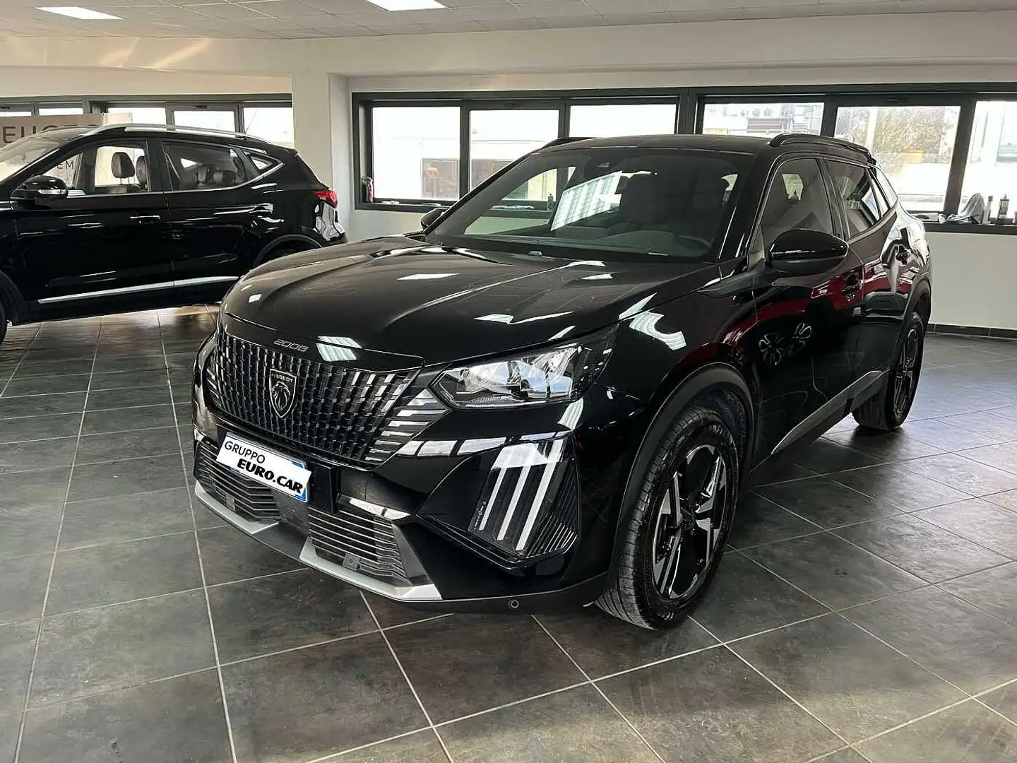 Peugeot 2008 Allure PureTech 100 S&S Nero - 1