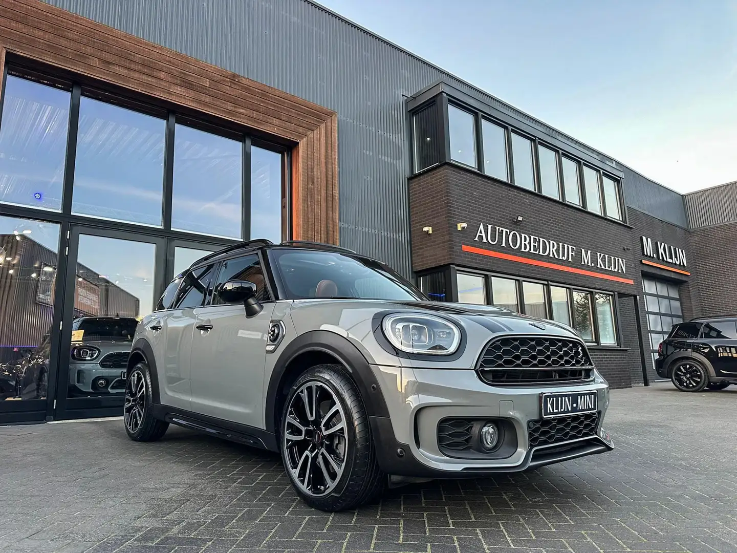 MINI Cooper SE Countryman Mini 2.0 ALL4 John Cooper Works 220pk/Nardo/Cheste Grijs - 1