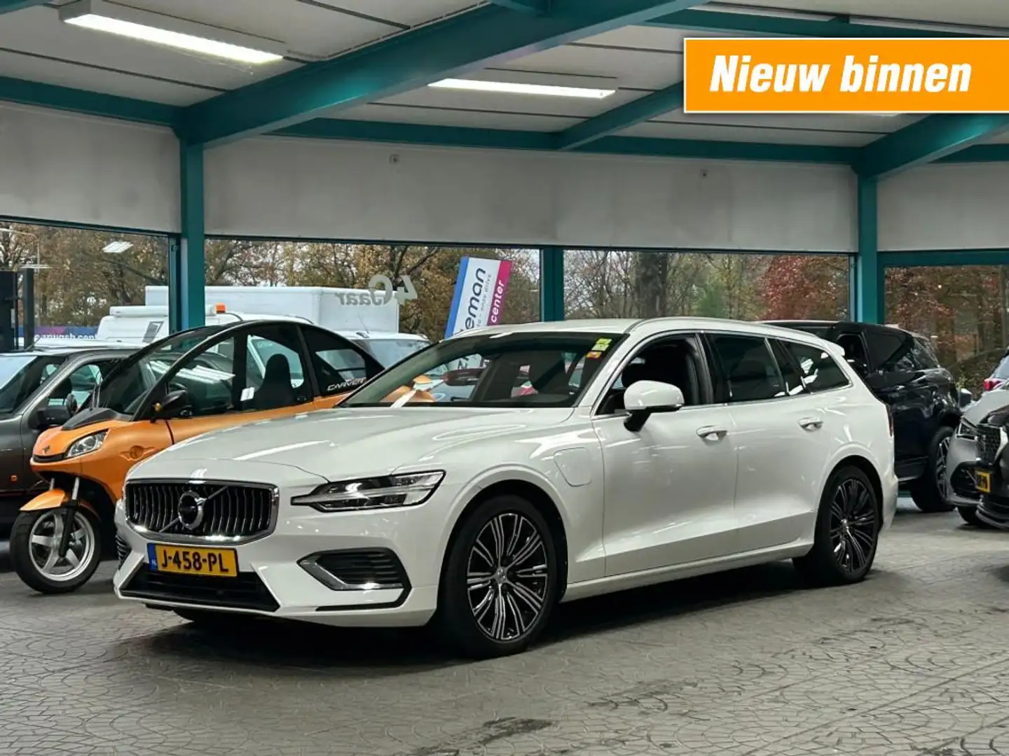 Volvo V60 2.0 T6 Recharge AWD Business Pro - Carplay, Navi, Blanc - 1