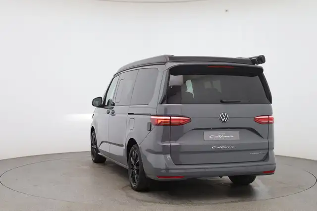 Volkswagen T7 California VW T7 California Beach eHybrid 180 kW 4M Ansicht 4