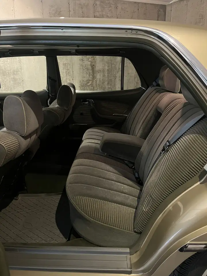 Mercedes-Benz 450, foto 8