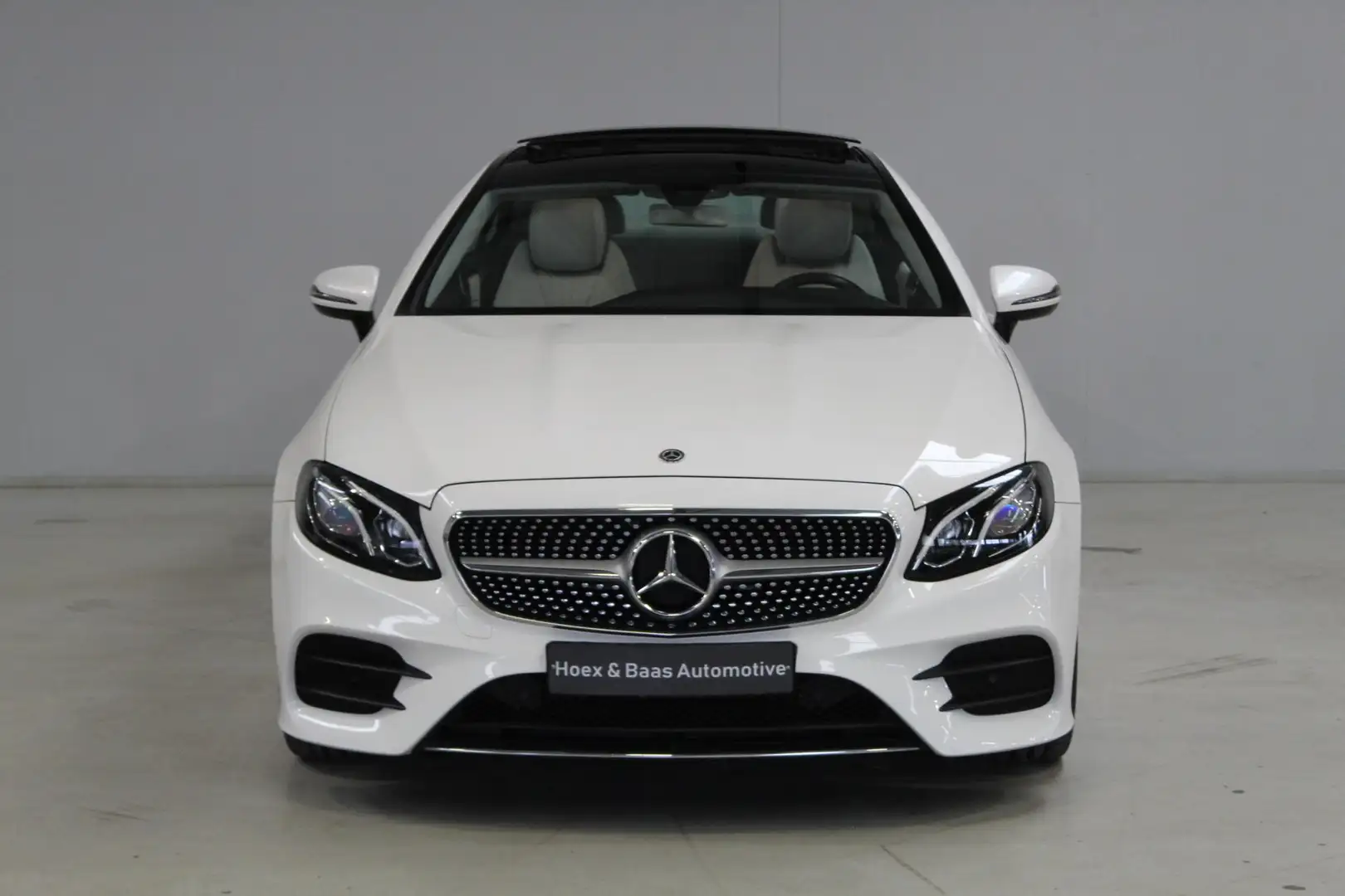 Mercedes-Benz E 300 Coupé AMG/Panoramadak/20inch/Camera Blanco - 2