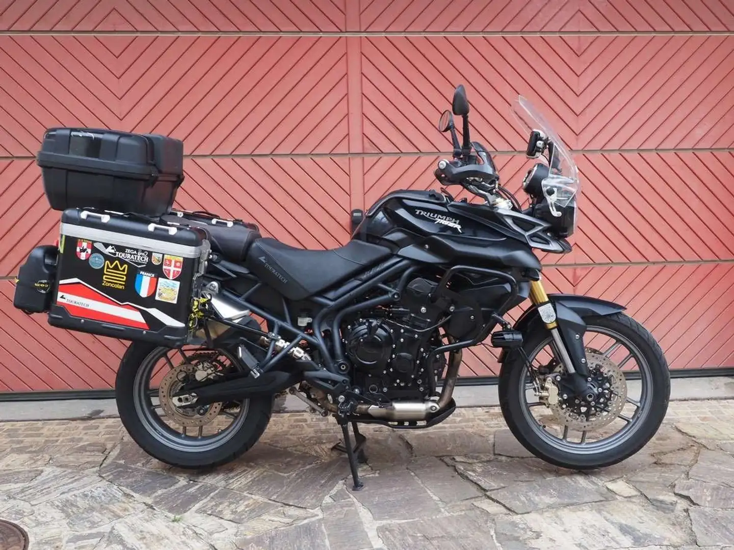 Triumph Tiger 800 Enduro Negro - 1