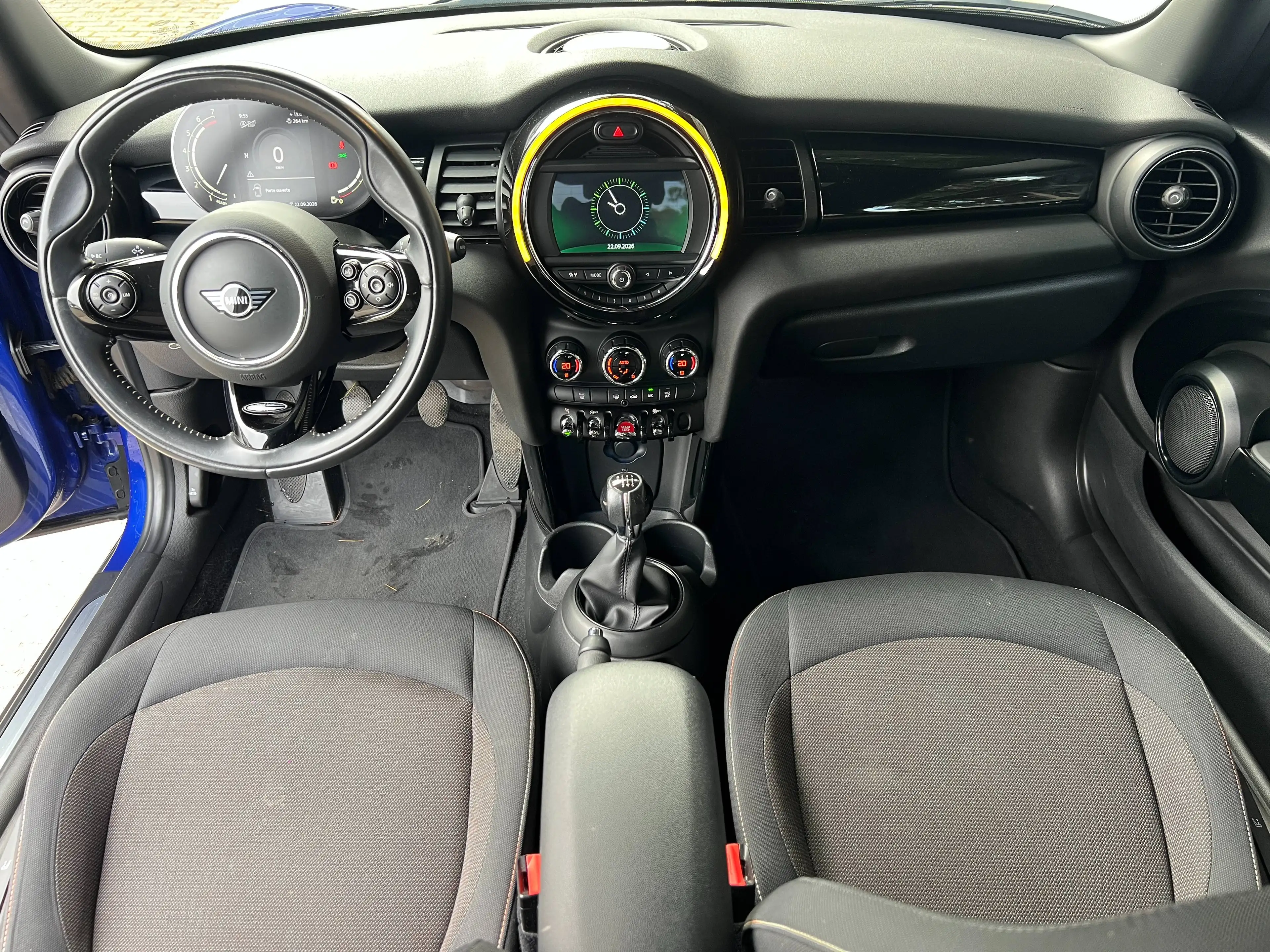 MINI One 1.5i 102cv 6vit /LED/PDC/Navi/12 Garantie ect — photo 12