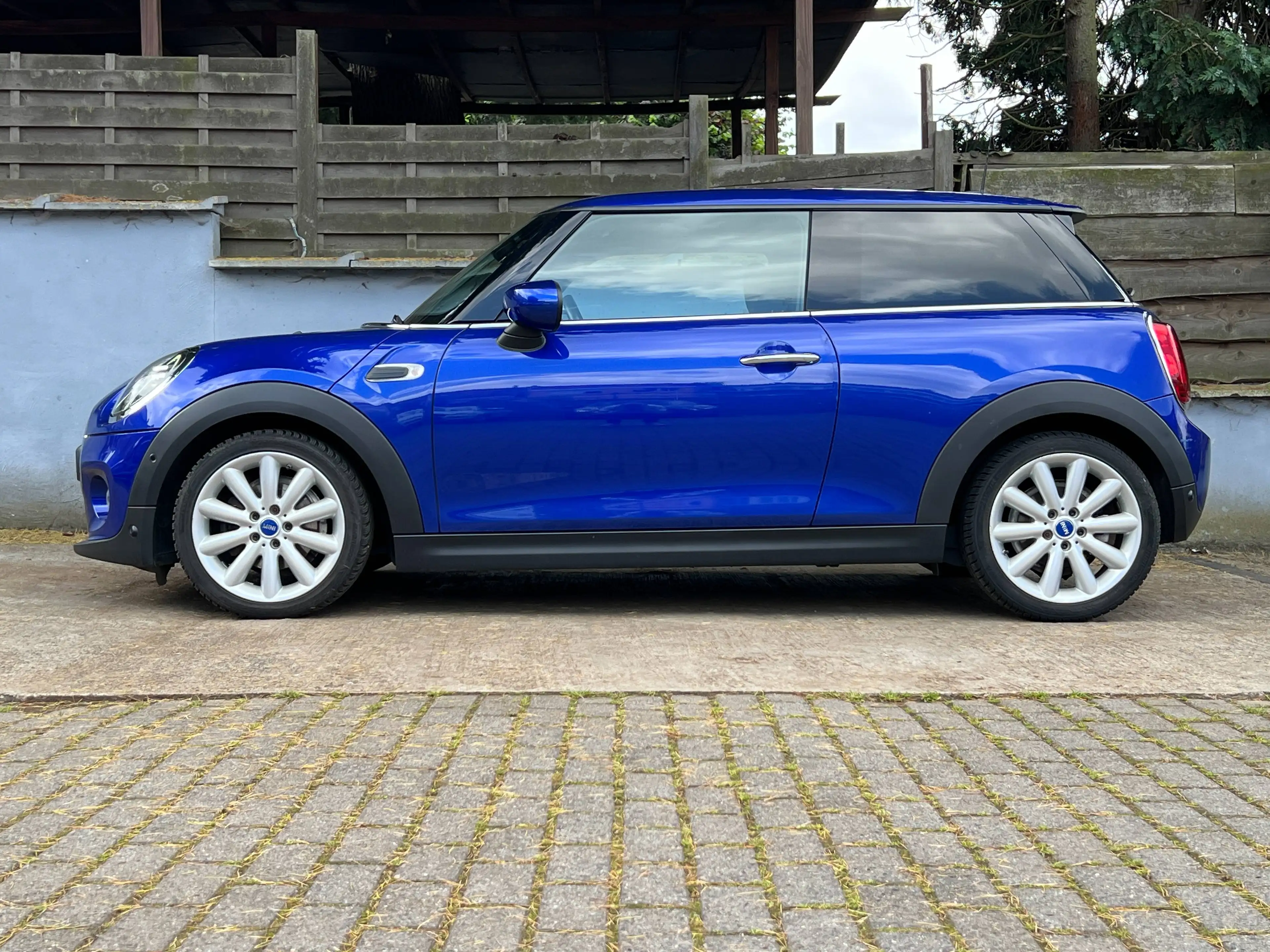 MINI One 1.5i 102cv 6vit /LED/PDC/Navi/12 Garantie ect — photo 2