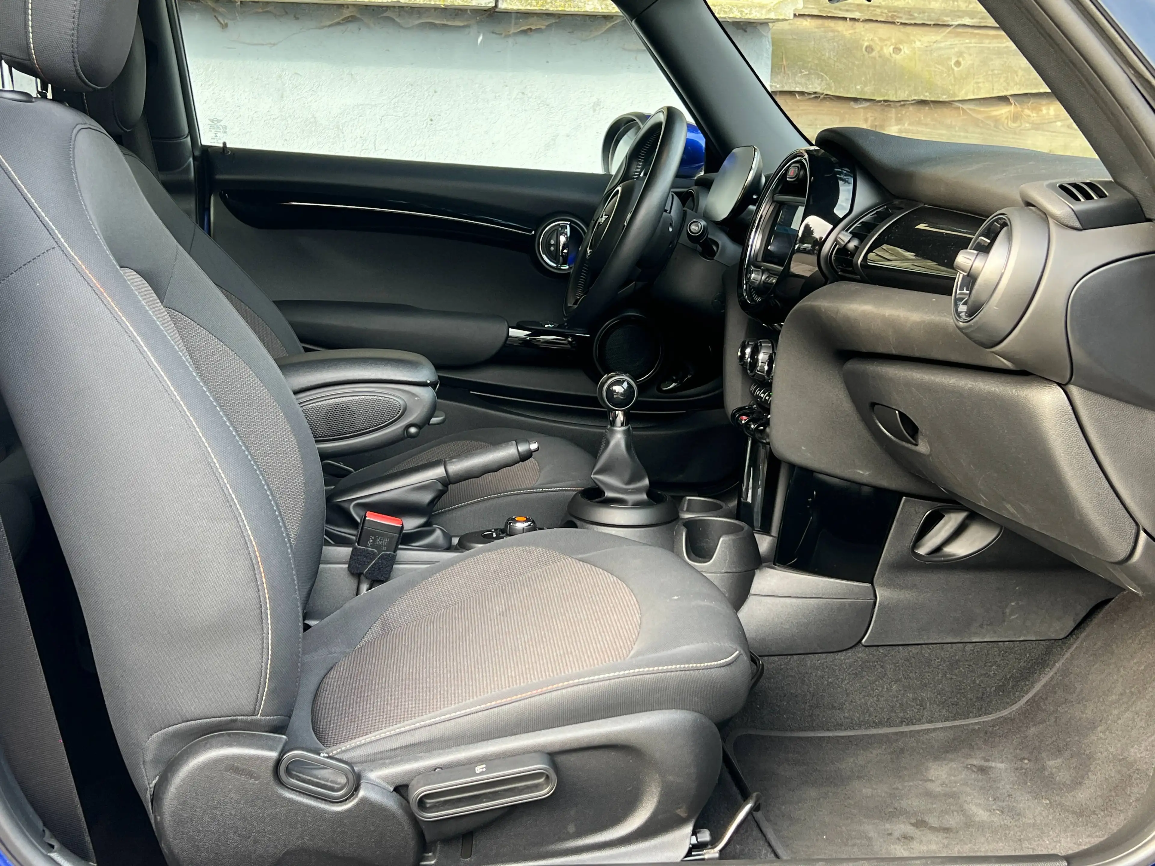 MINI One 1.5i 102cv 6vit /LED/PDC/Navi/12 Garantie ect — photo 14