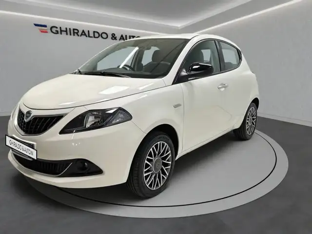 Lancia Ypsilon III 2021 1.0 firefly hybrid Gold Plus s&s 70cv 5p.ti