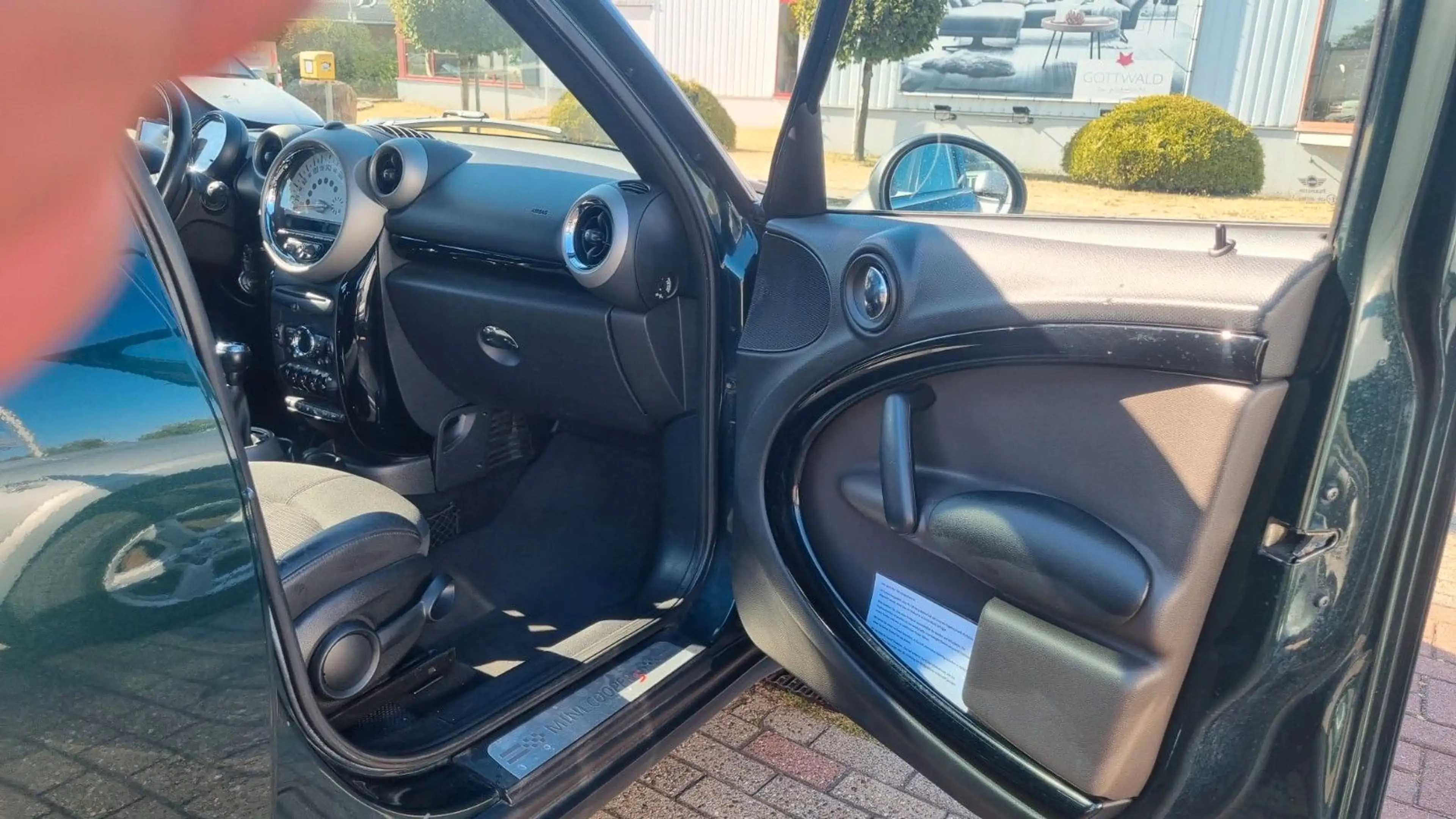 MINI Cooper SD Countryman COOPER_SD Countryman Cooper SD All4 — photo 9
