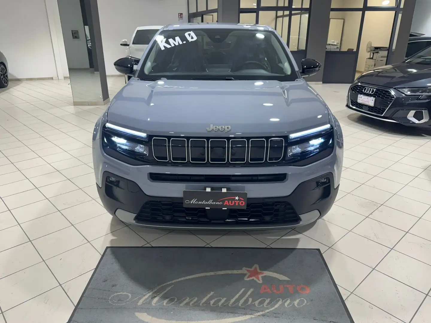 Jeep Avenger Avenger 1.2 Turbo 100 CV Summit Gris - 2