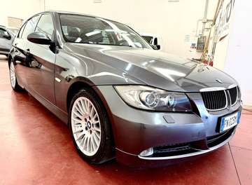 Serie 3 E90 Berlina 320d Futura TURBINA E CAMBIO OK