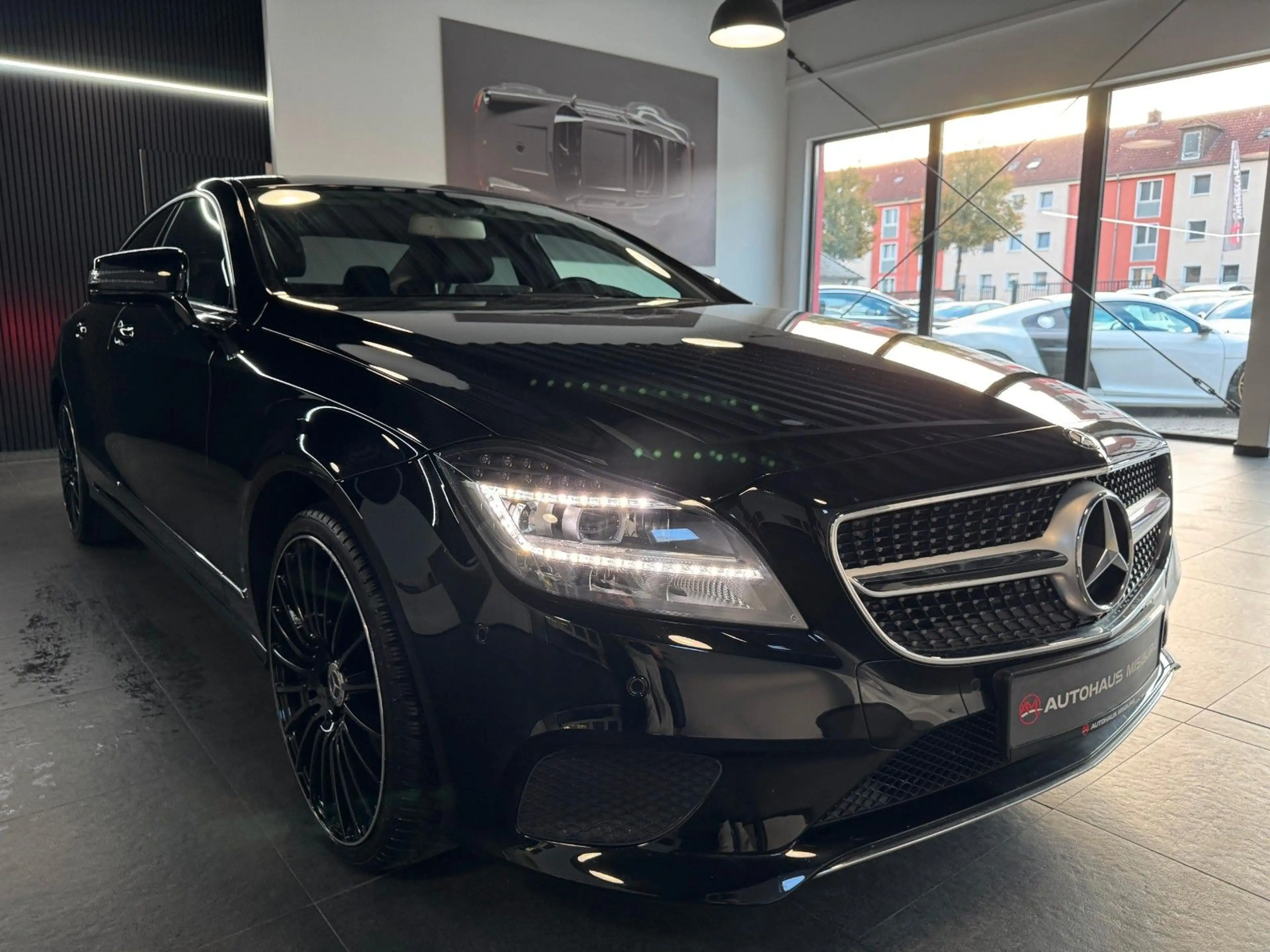 Mercedes-Benz CLS 350 d BlueTec 4Matic/Kamera+Schiebedach — photo 3