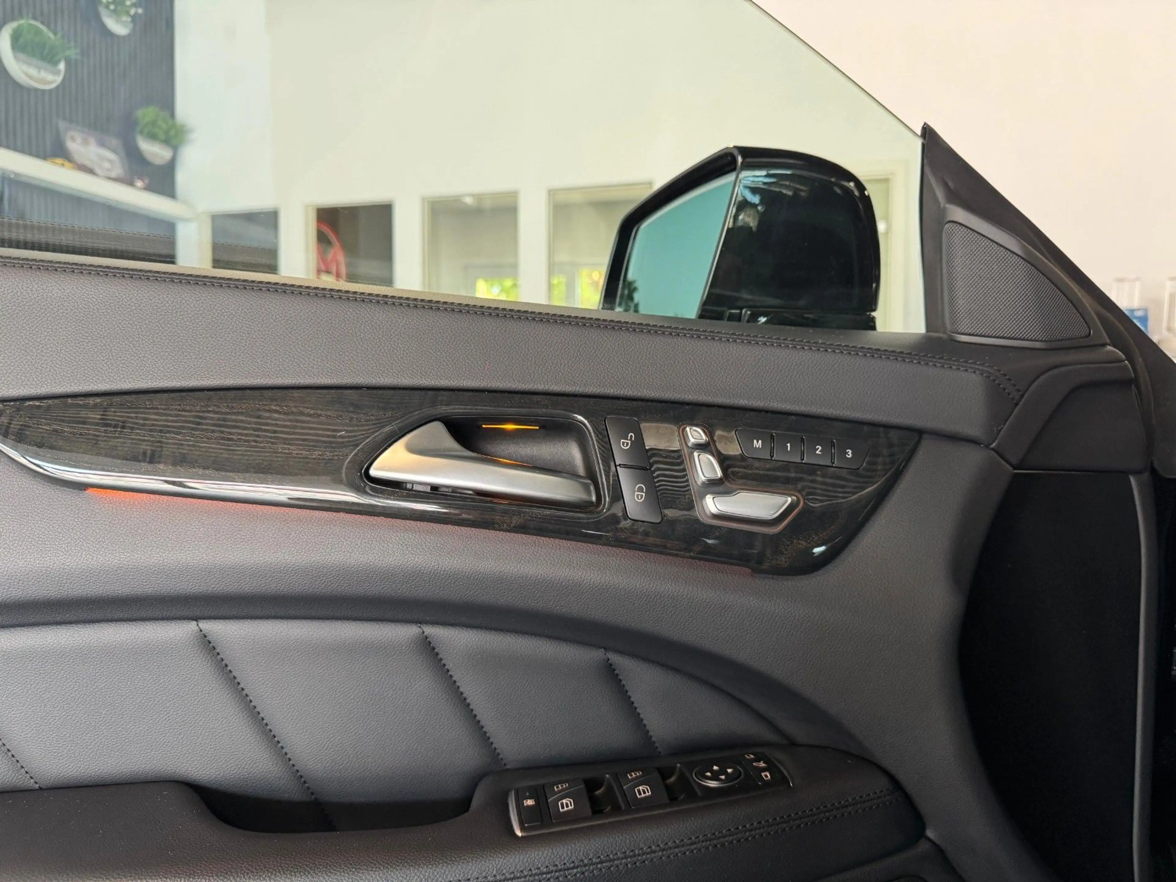 Mercedes-Benz CLS 350 d BlueTec 4Matic/Kamera+Schiebedach — photo 12