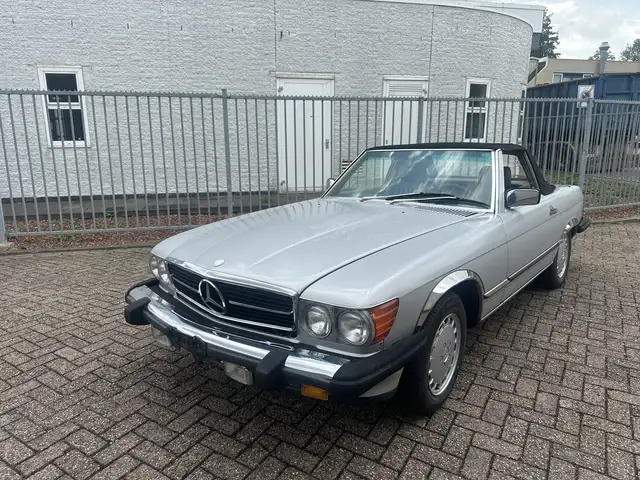 Mercedes-Benz SL 560 SL