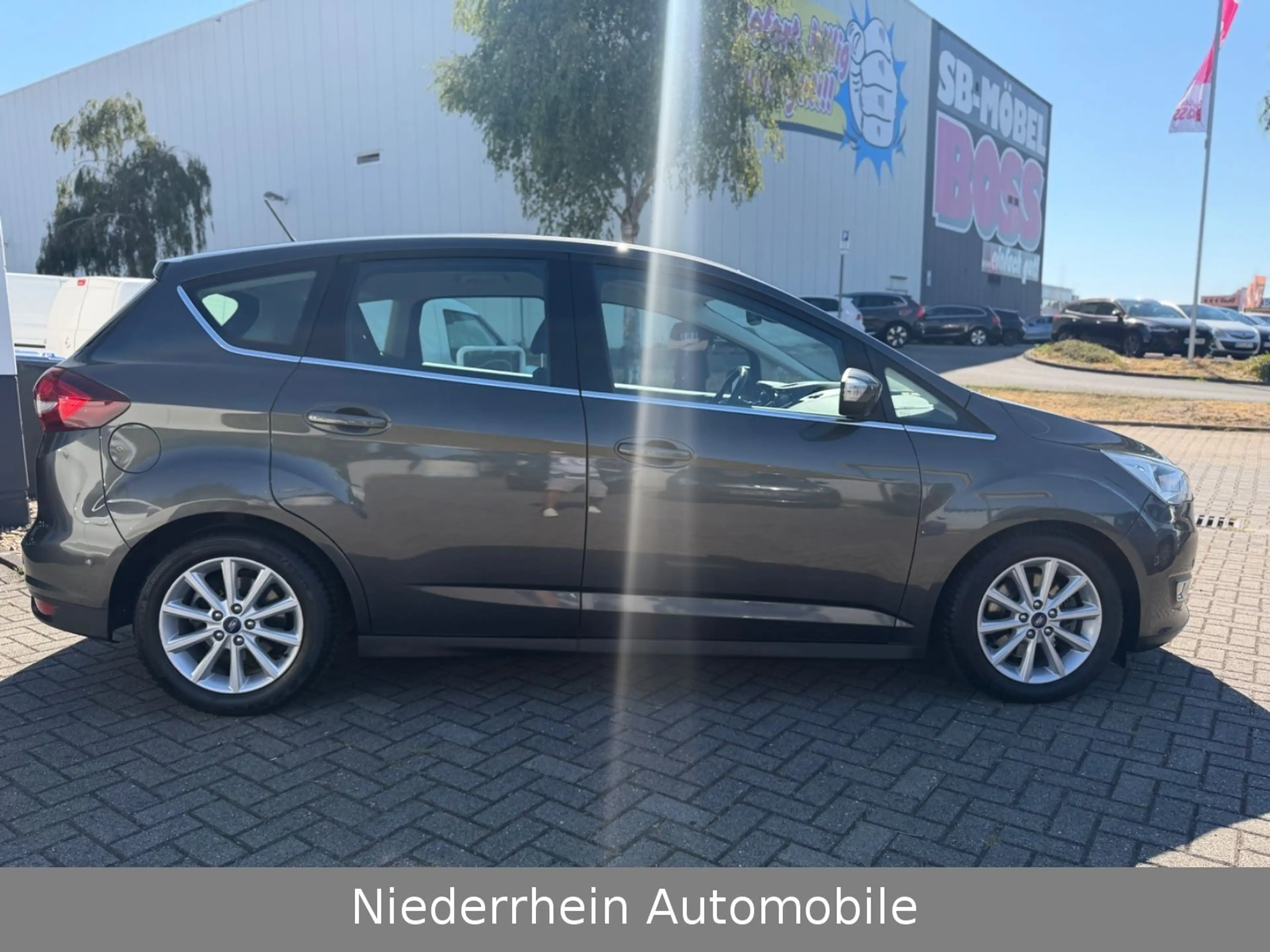 Ford C-Max C-MAX Titanium Automatik+Navi+Sitzheizung+PDC — photo 12