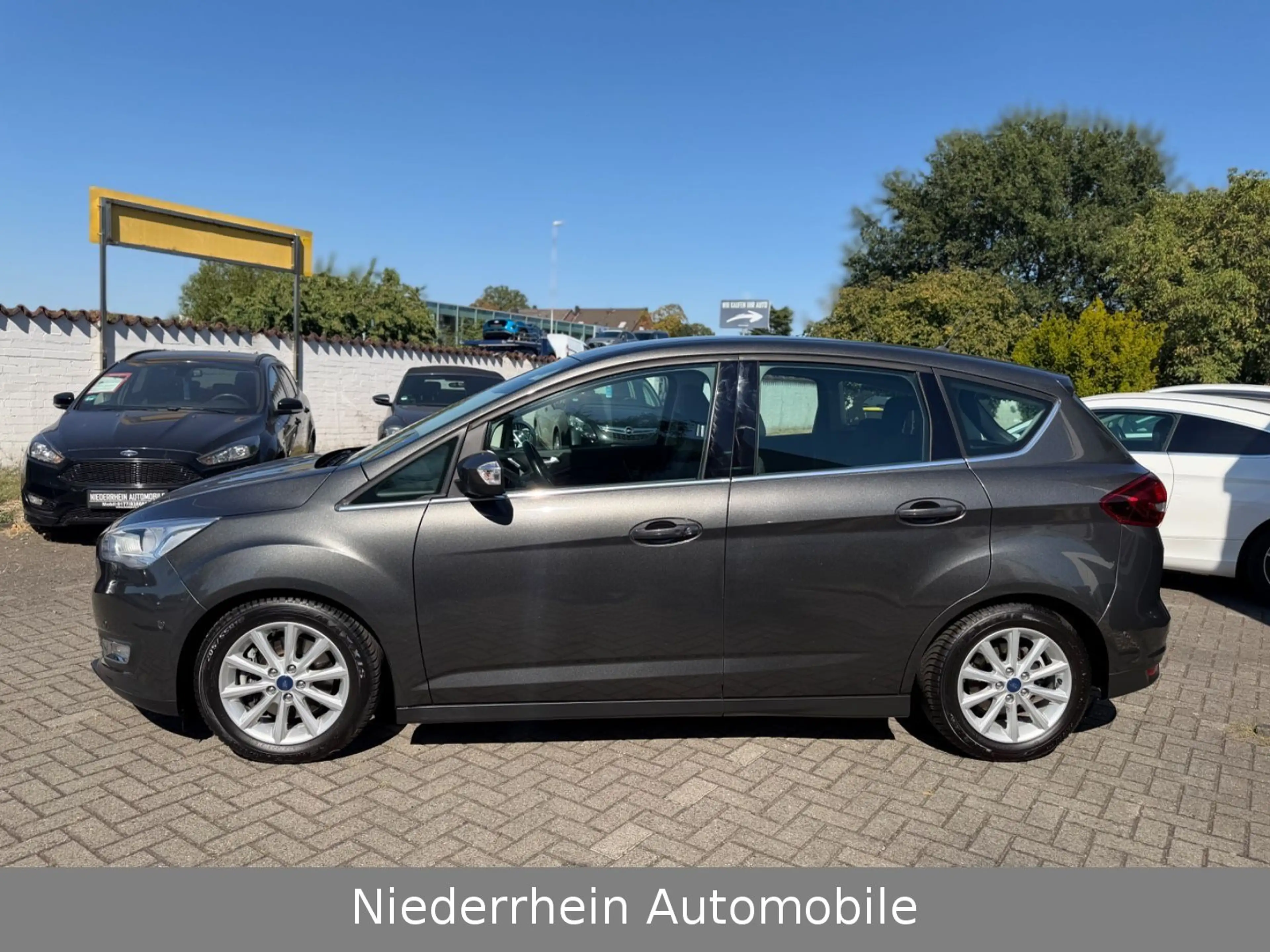 Ford C-Max C-MAX Titanium Automatik+Navi+Sitzheizung+PDC — photo 8