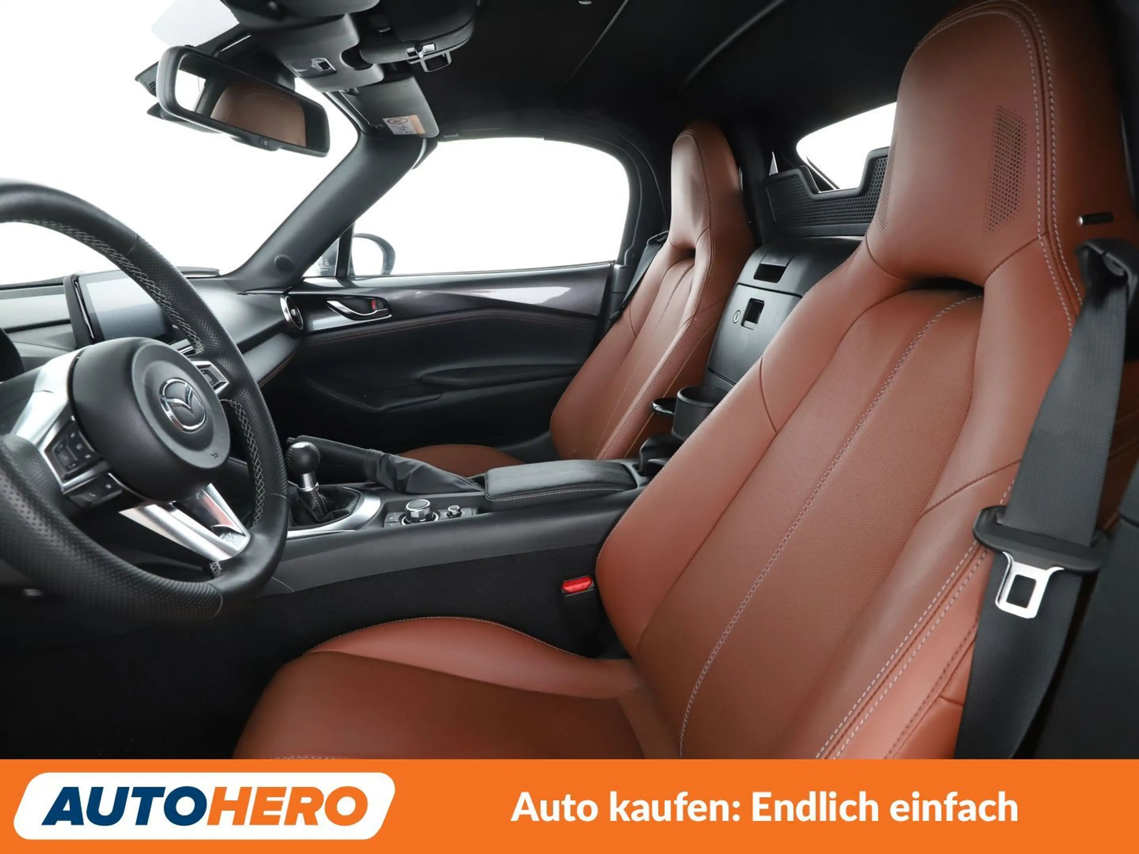 Mazda MX-5 2.0 Skyactiv-G Kazari — photo 10