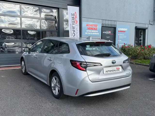 Toyota Corolla view 4