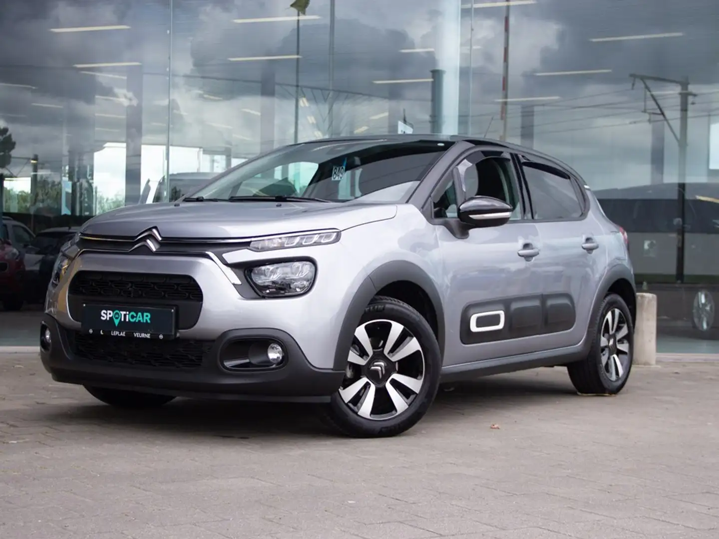 Citroen C3 SHINE AT6 110PK |GPS|CAMERA| Gris - 1