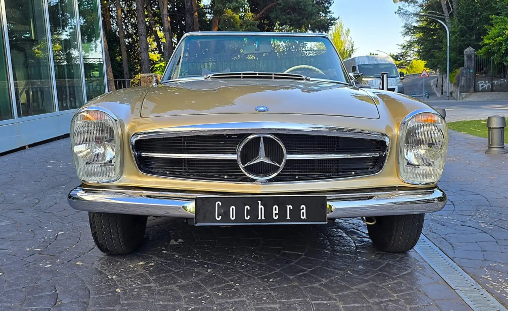 Mercedes-Benz SL 280 (113) Plateado - 2