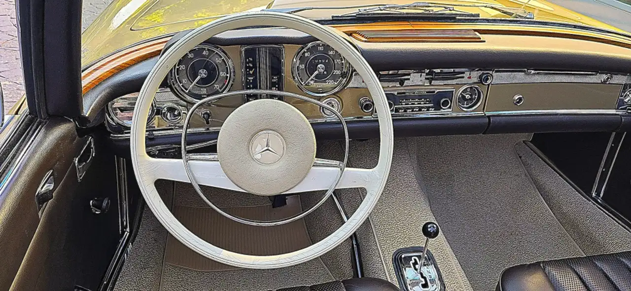 Mercedes-Benz SL 280 (113), foto 11
