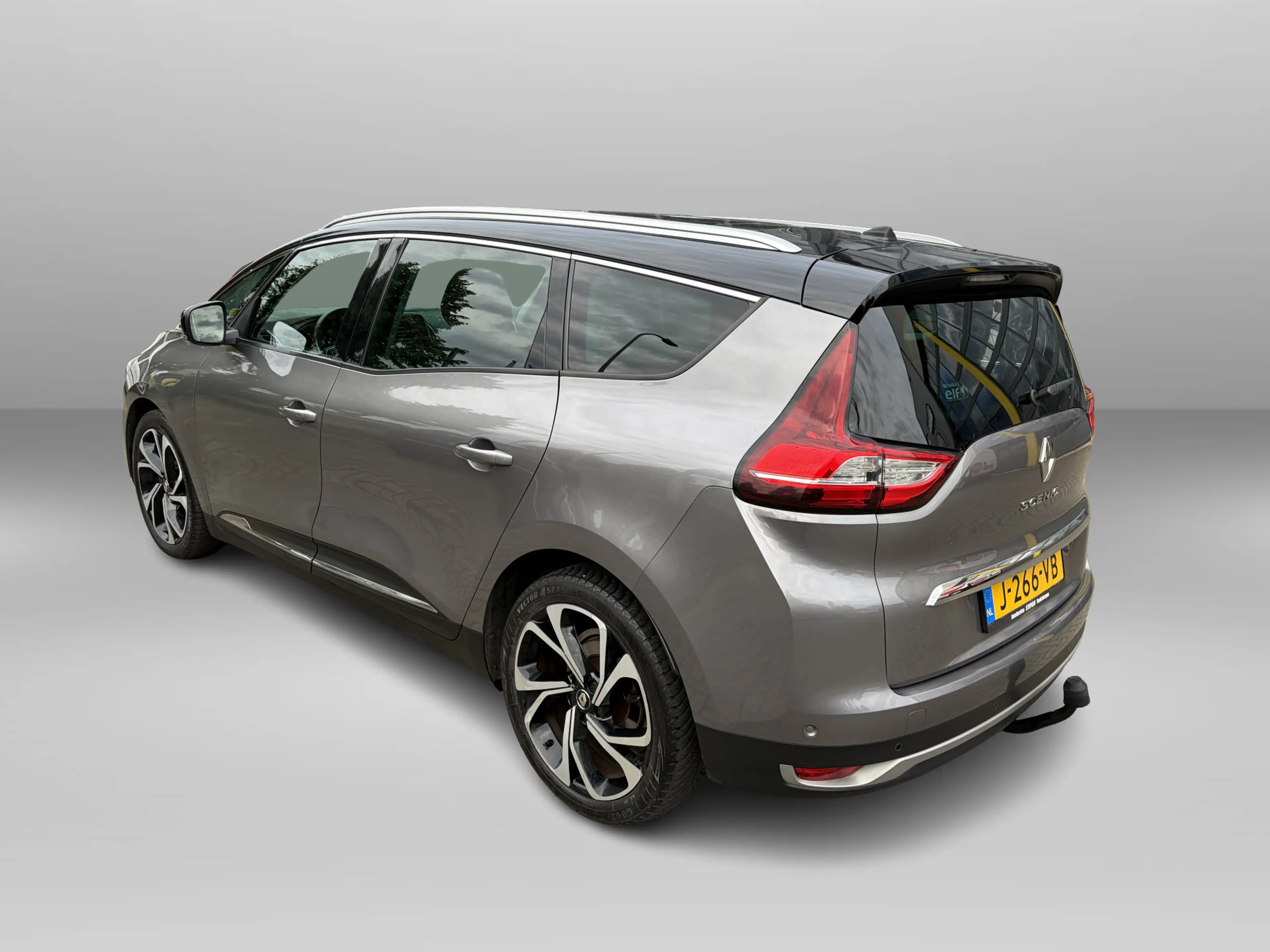 Renault Grand Scenic 1.3 Intens 7 persoons * Automaat * Trekhaak * Pano — photo 5