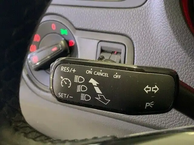 Volkswagen Polo view 13