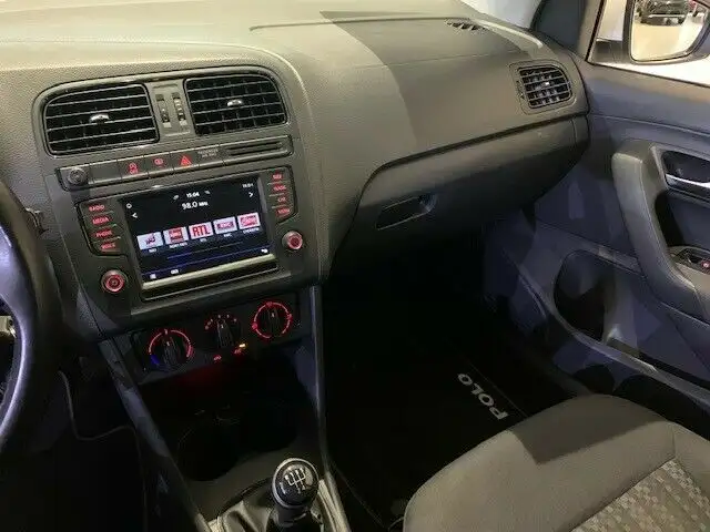 Volkswagen Polo view 15