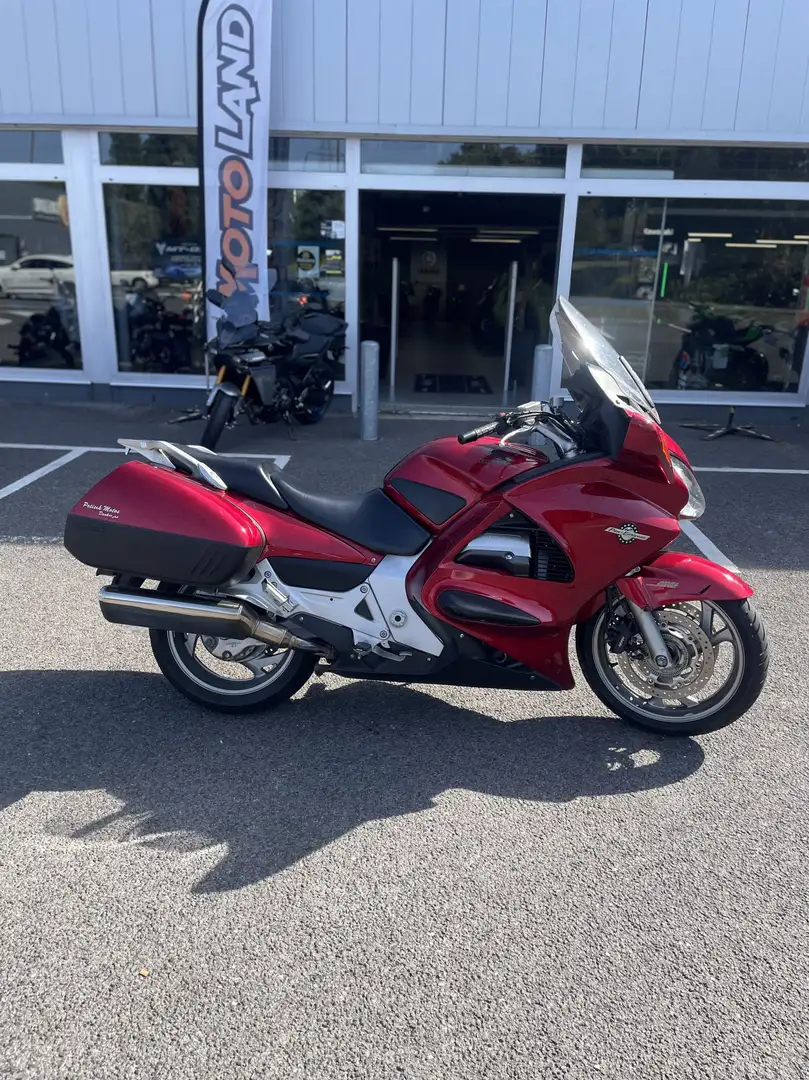 Honda Pan European Rouge - 1