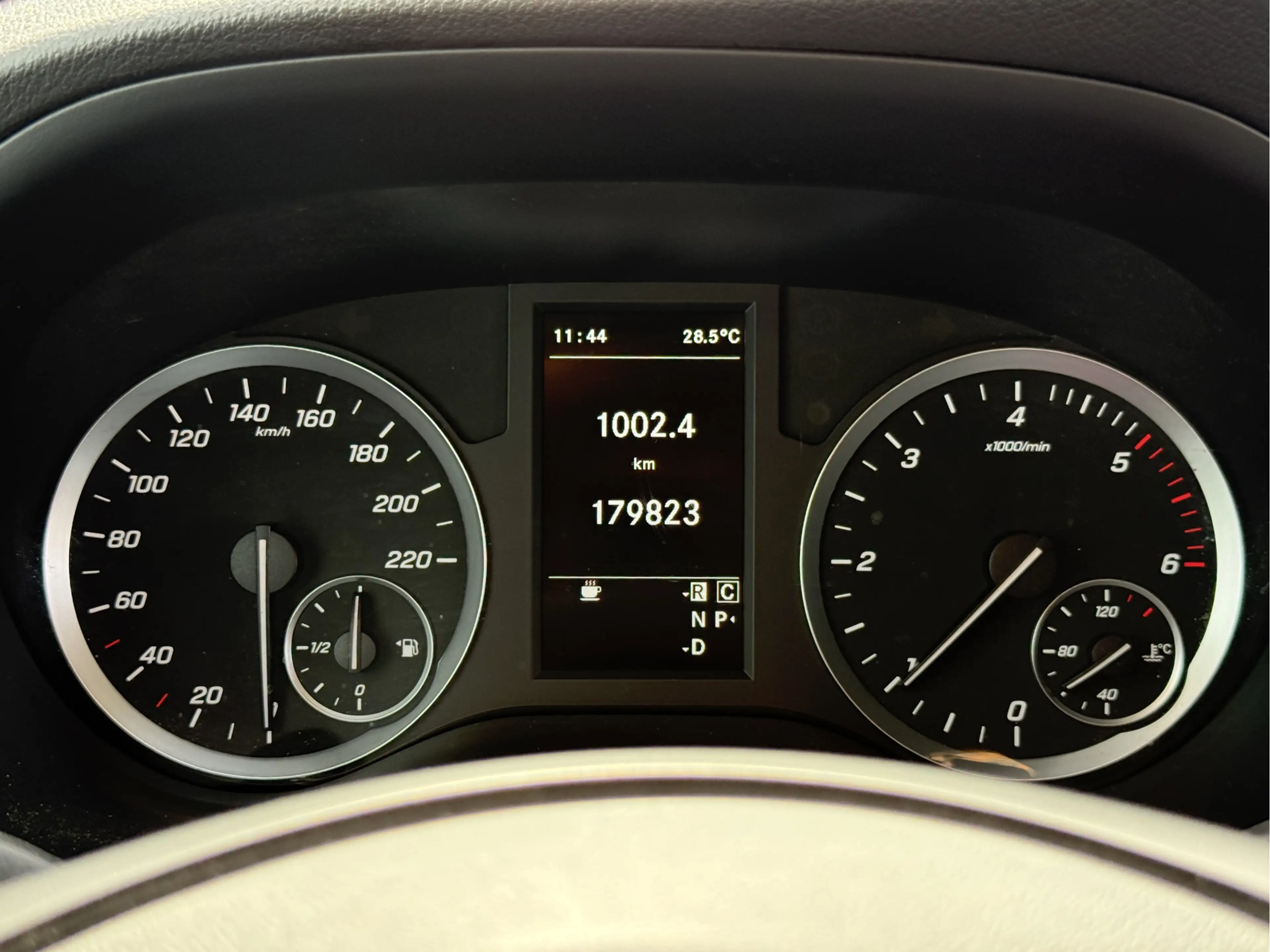 Mercedes-Benz Vito 116 1.9 CDI Automaat L3 XL Climate Control Cruise — photo 32