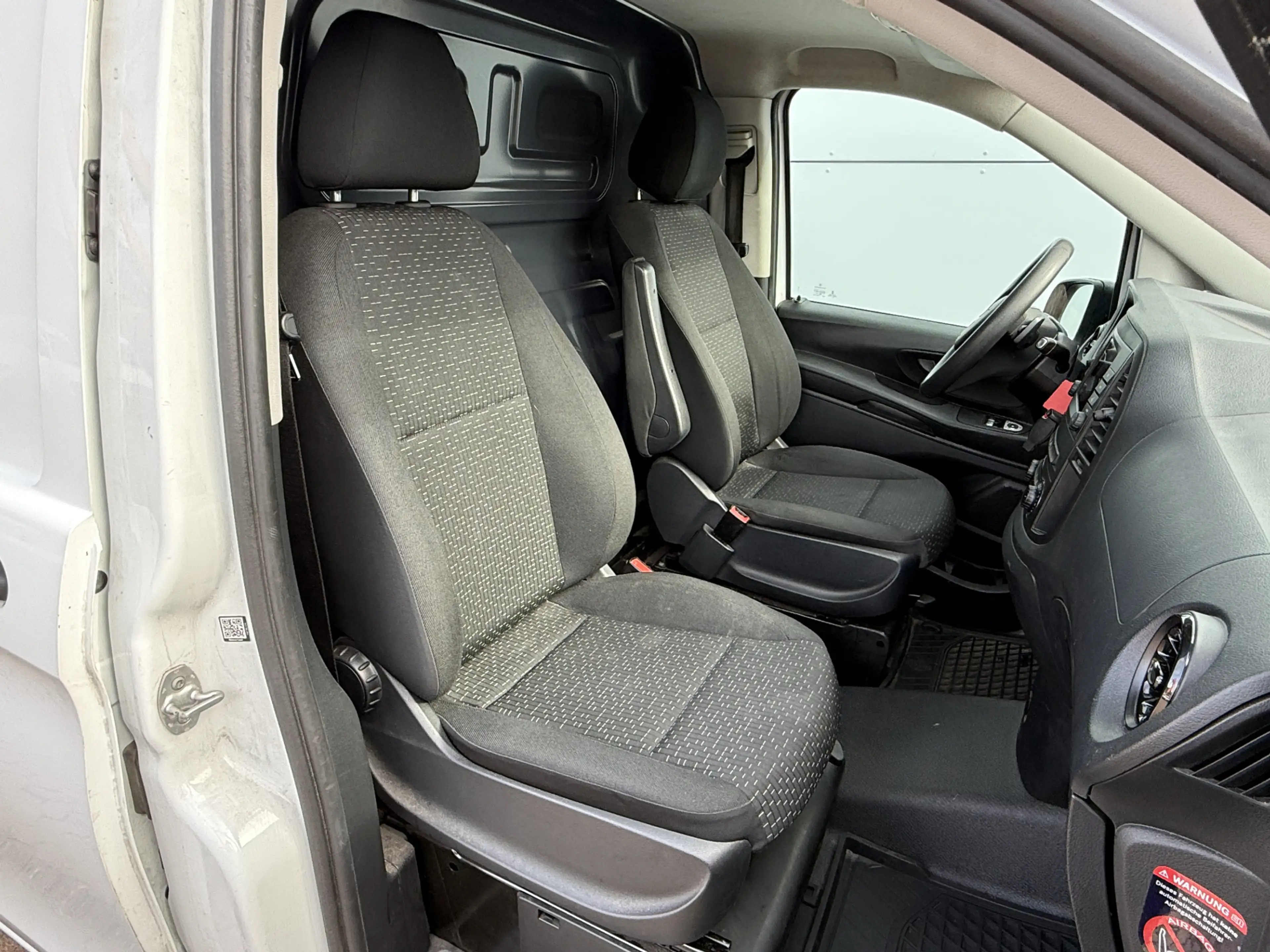 Mercedes-Benz Vito 116 1.9 CDI Automaat L3 XL Climate Control Cruise — photo 8