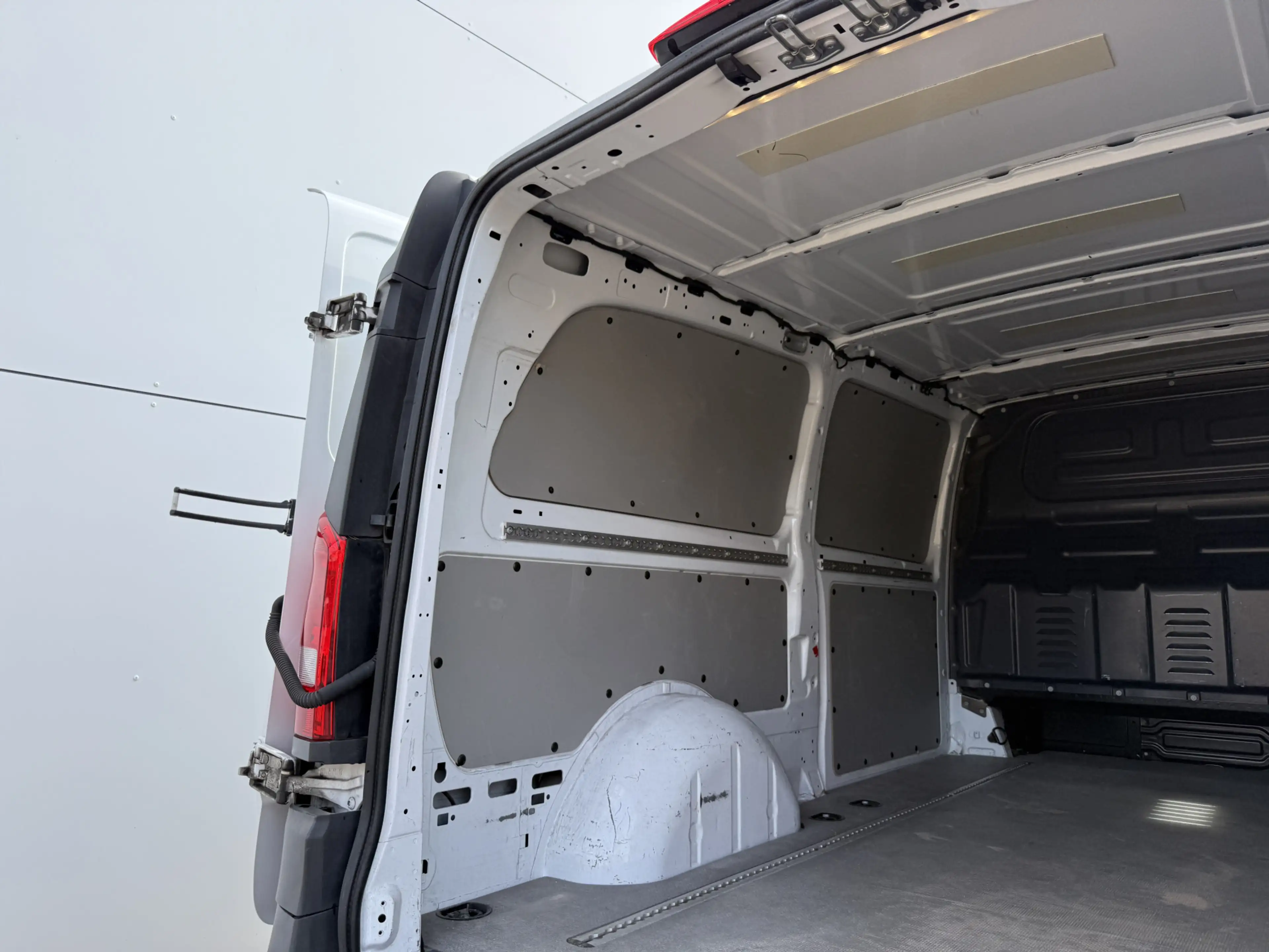 Mercedes-Benz Vito 116 1.9 CDI Automaat L3 XL Climate Control Cruise — photo 13