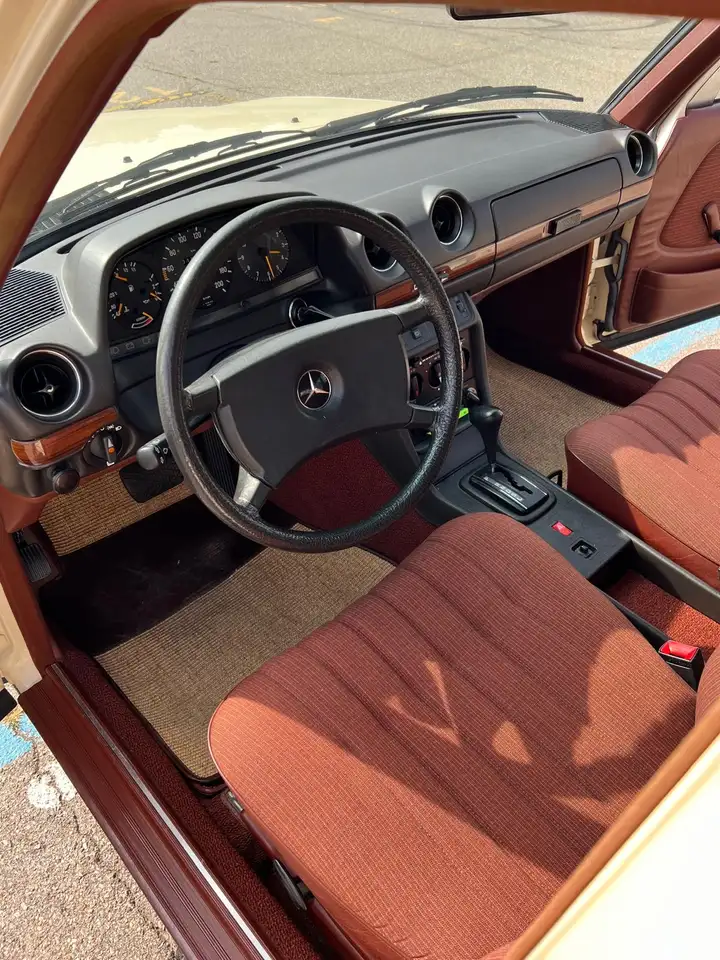 Mercedes-Benz 230 TE, foto 5