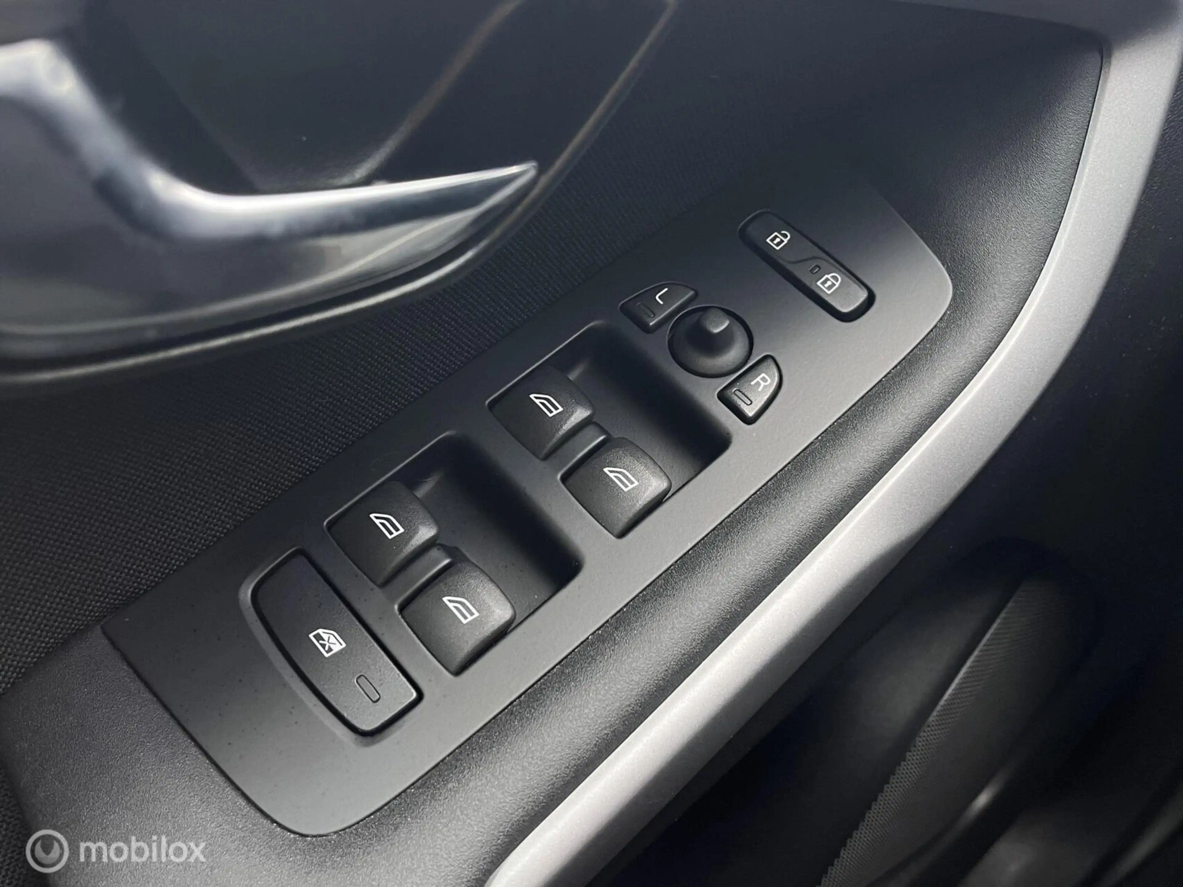 Volvo V40 1.5 T3 Nordic+ | Stoelverwarming | Automaat | — photo 25