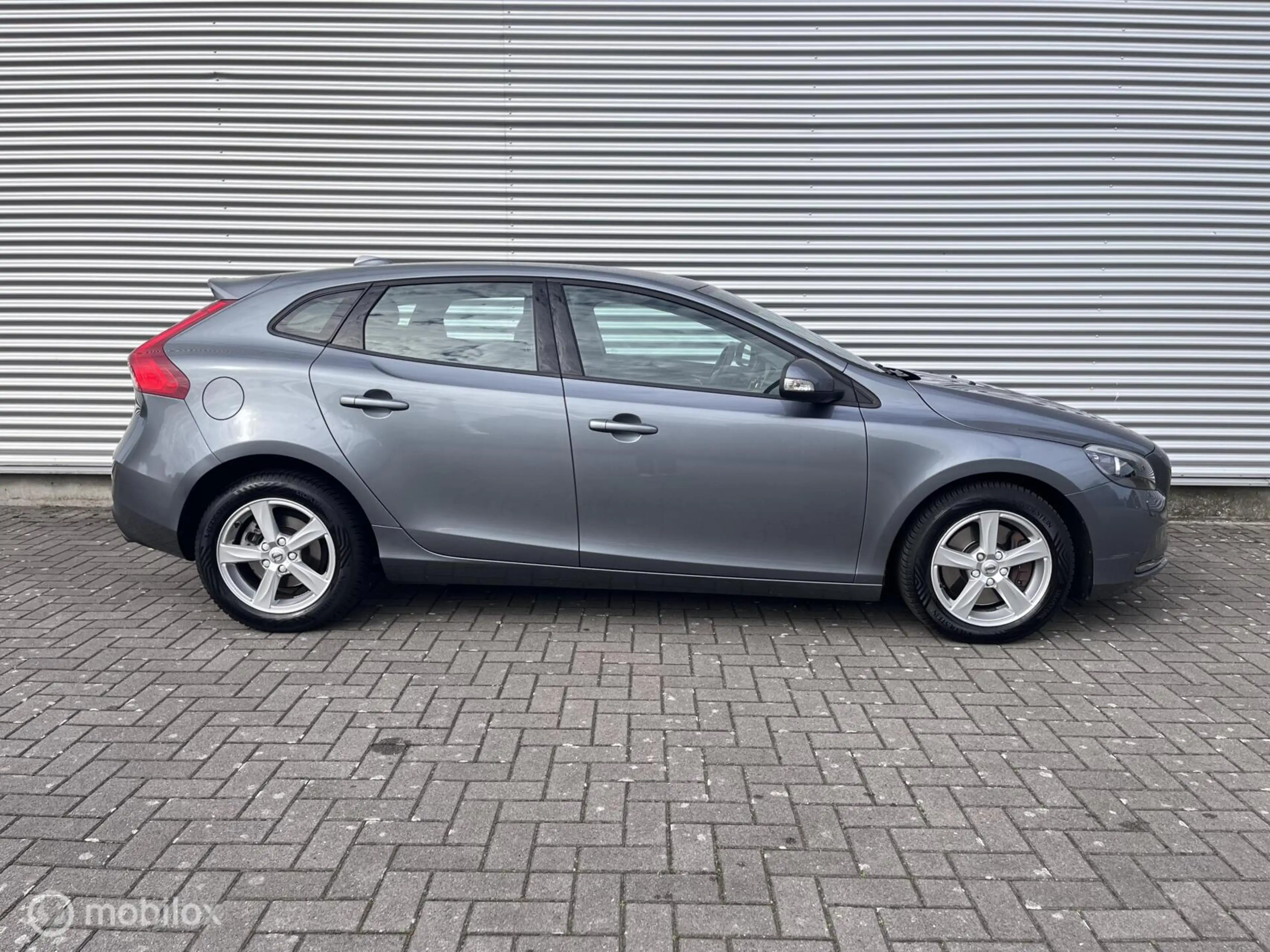 Volvo V40 1.5 T3 Nordic+ | Stoelverwarming | Automaat | — photo 4