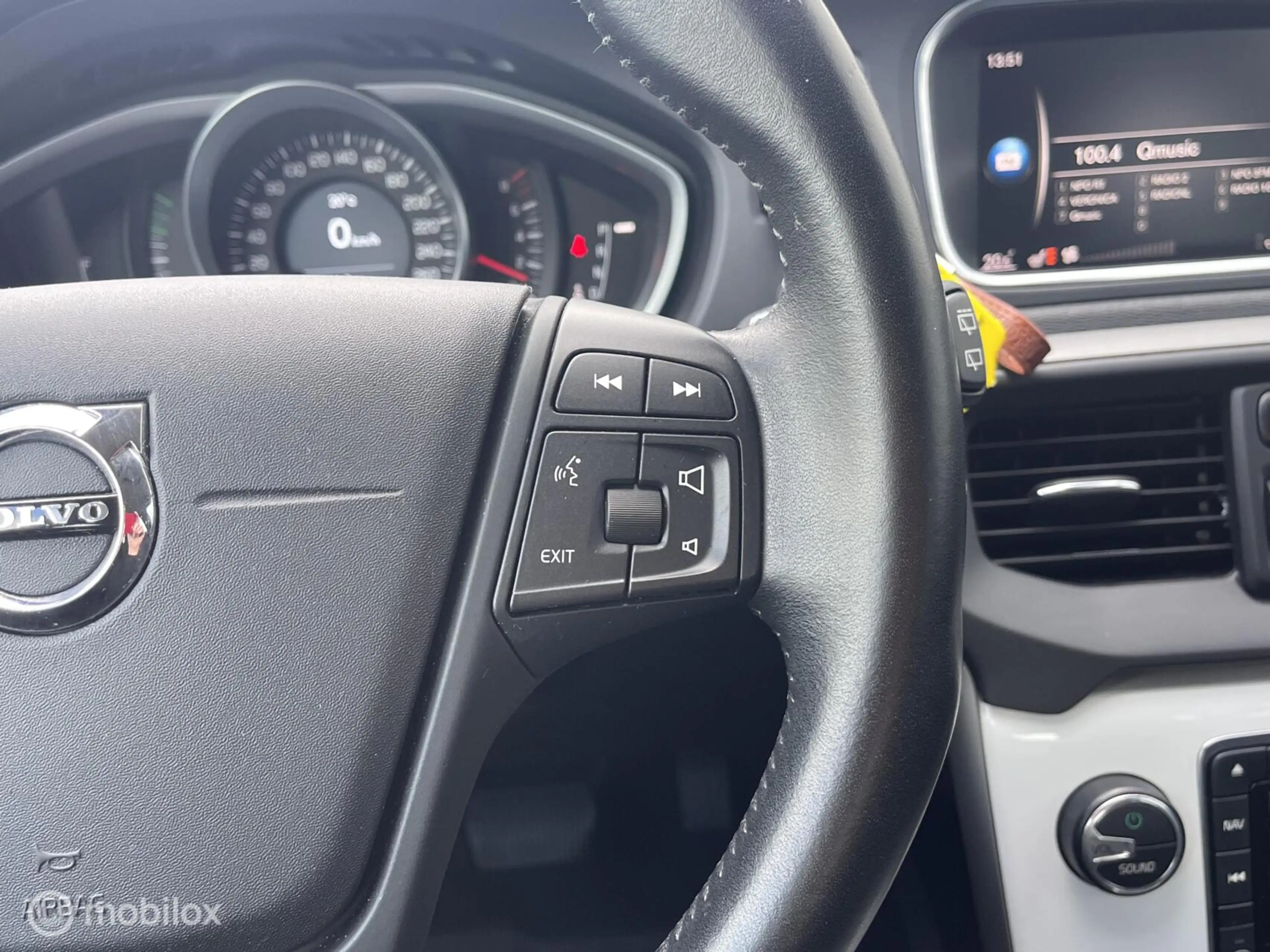 Volvo V40 1.5 T3 Nordic+ | Stoelverwarming | Automaat | — photo 18
