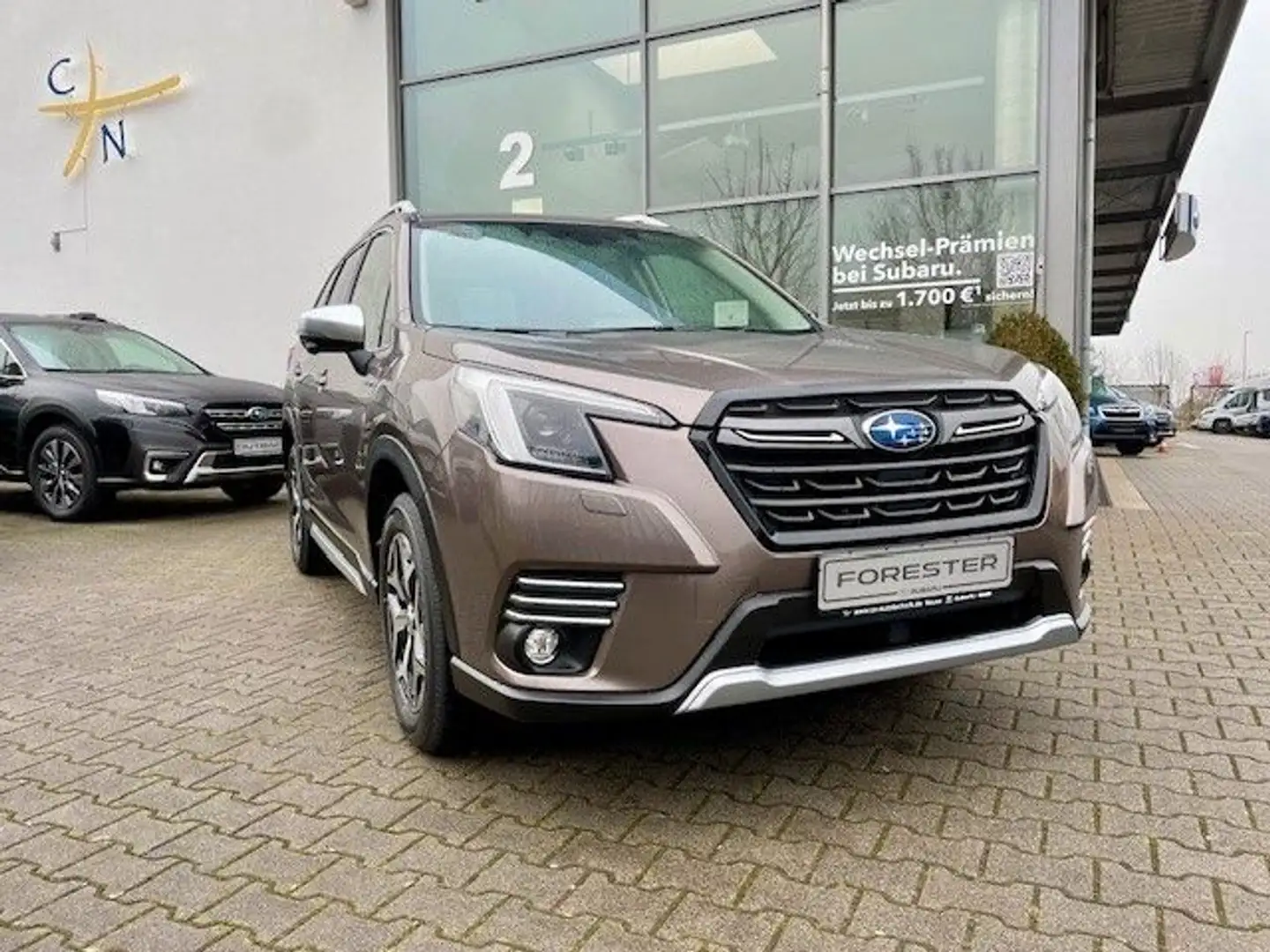Subaru Forester 2.0ie Active Lineartronic sofort verfüg Brown - 1