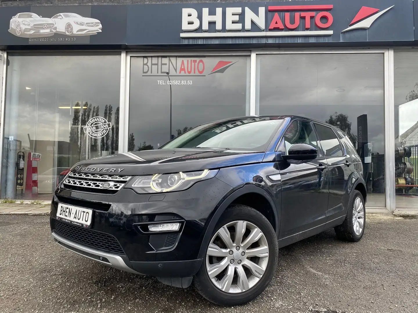 Land Rover Discovery Sport 2.0 TD4 HSE/CUIR BEIGE/NAVI/CAMERA/LED/ Zwart - 1