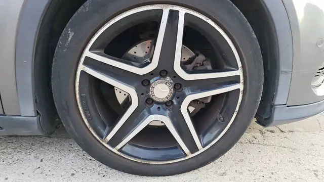 Mercedes-Benz Gla view 17