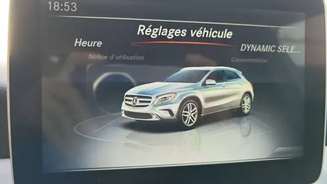 Mercedes-Benz Gla view 28