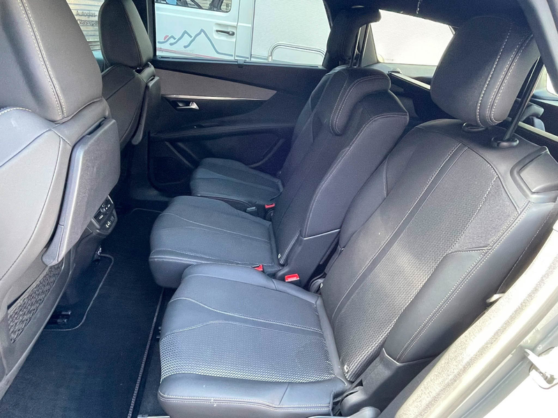 Peugeot 5008 GT Aut. 7Sitzer Navi virtl CarPlay Kamera DAB — photo 11