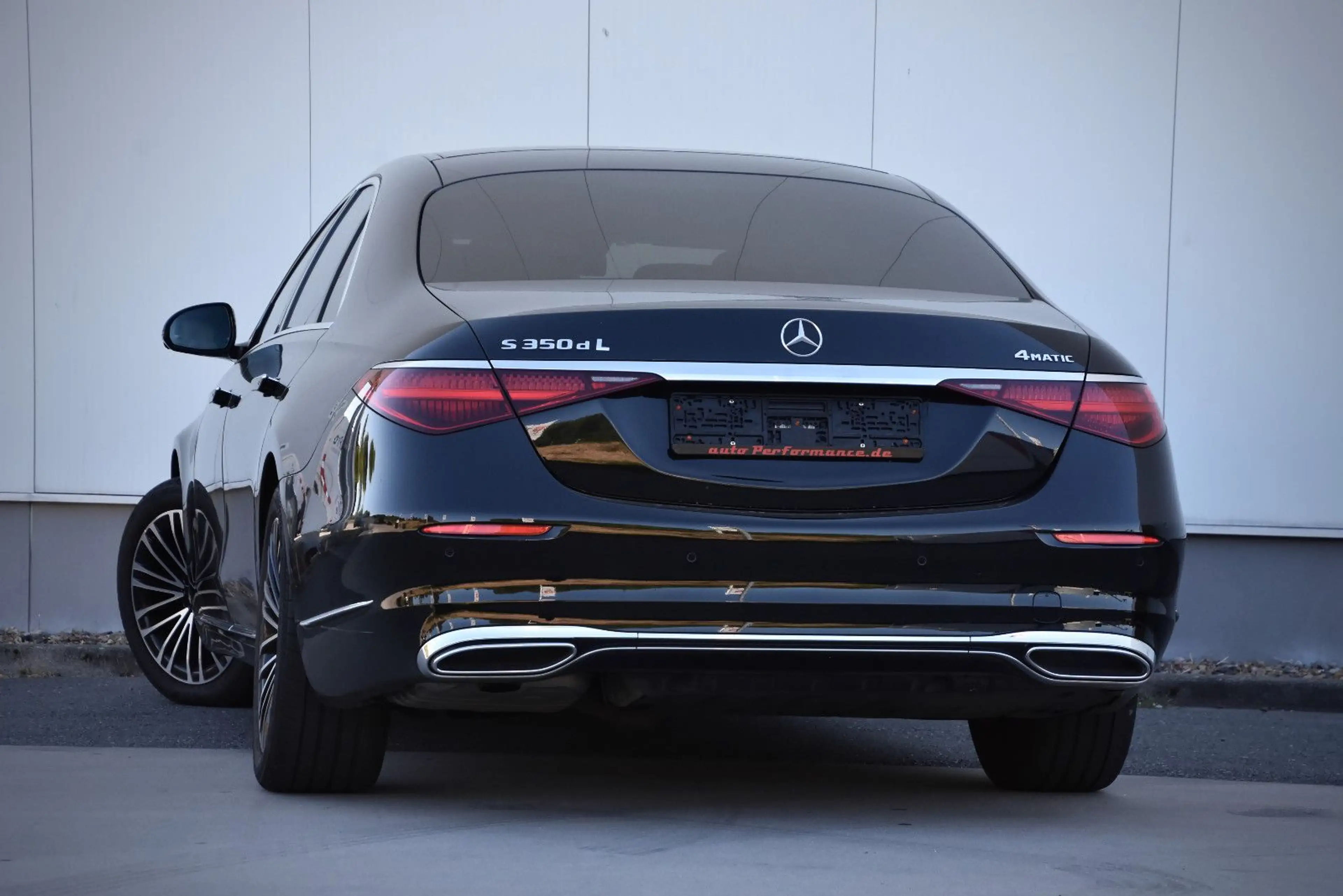 Mercedes-Benz S 350 d 4Matic Lang Exclusive Sitz First Class — photo 6